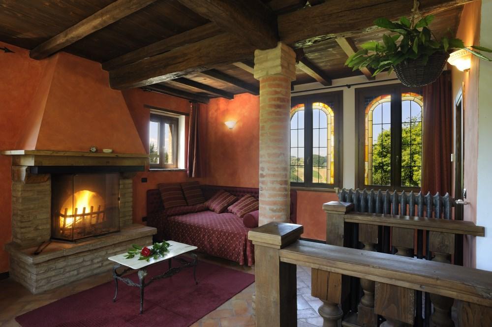 Agriturismo La Fenice Tole Eksteriør billede
